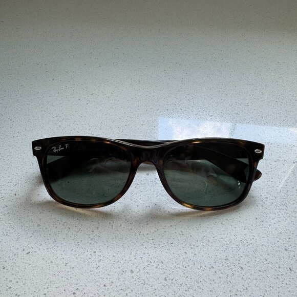 Ray Ban Wayfarers - Picture 4 of 4